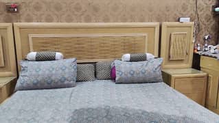 complete bed set without matteres 0