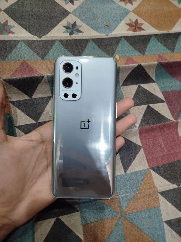 oneplus 9 pro 1