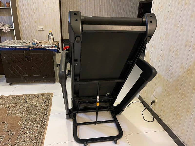 JC Buckman 4 HP Treadmill 2