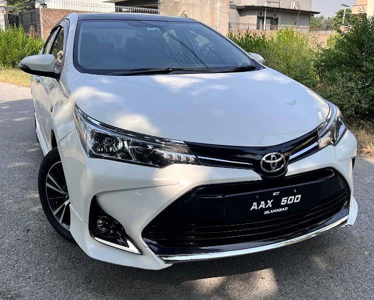 Toyota Corolla Altis 2016 1