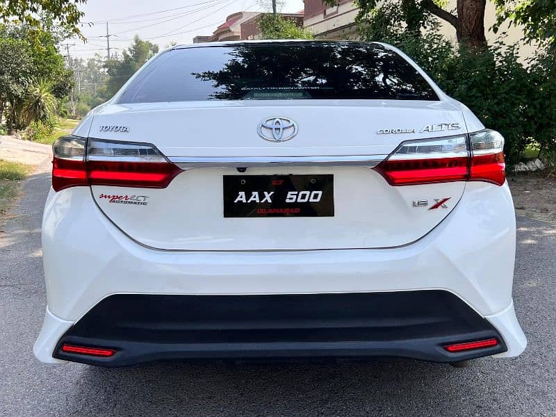 Toyota Corolla Altis 2016 4