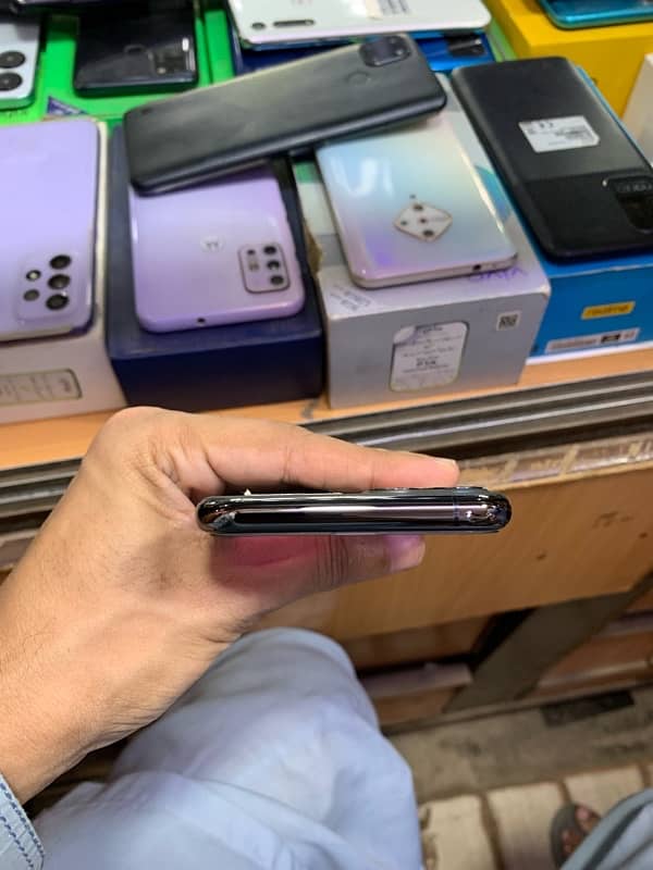 iPhone 11 Pro 256 3