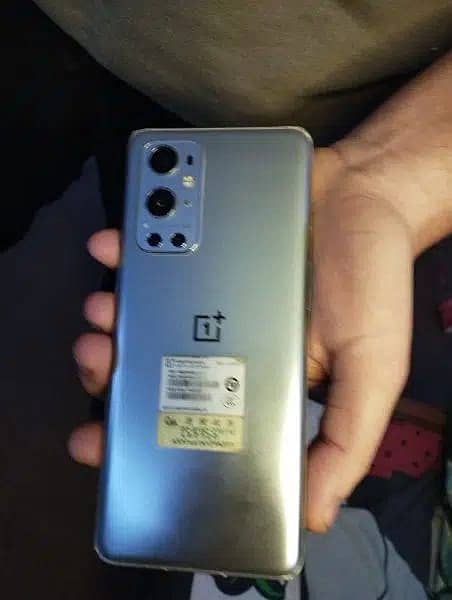 oneplus 9 pro 256 GB new condition 3