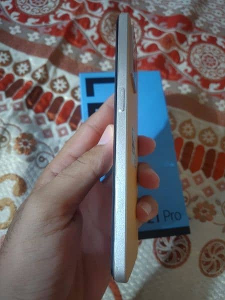 Oppo f21 pro 8+8 /128 8