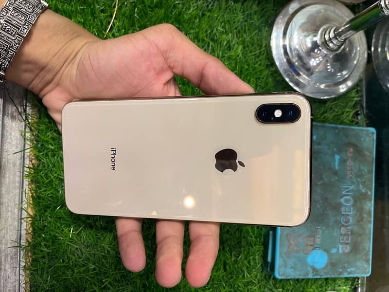 iphone XS MAX 64 gb 10/10 1