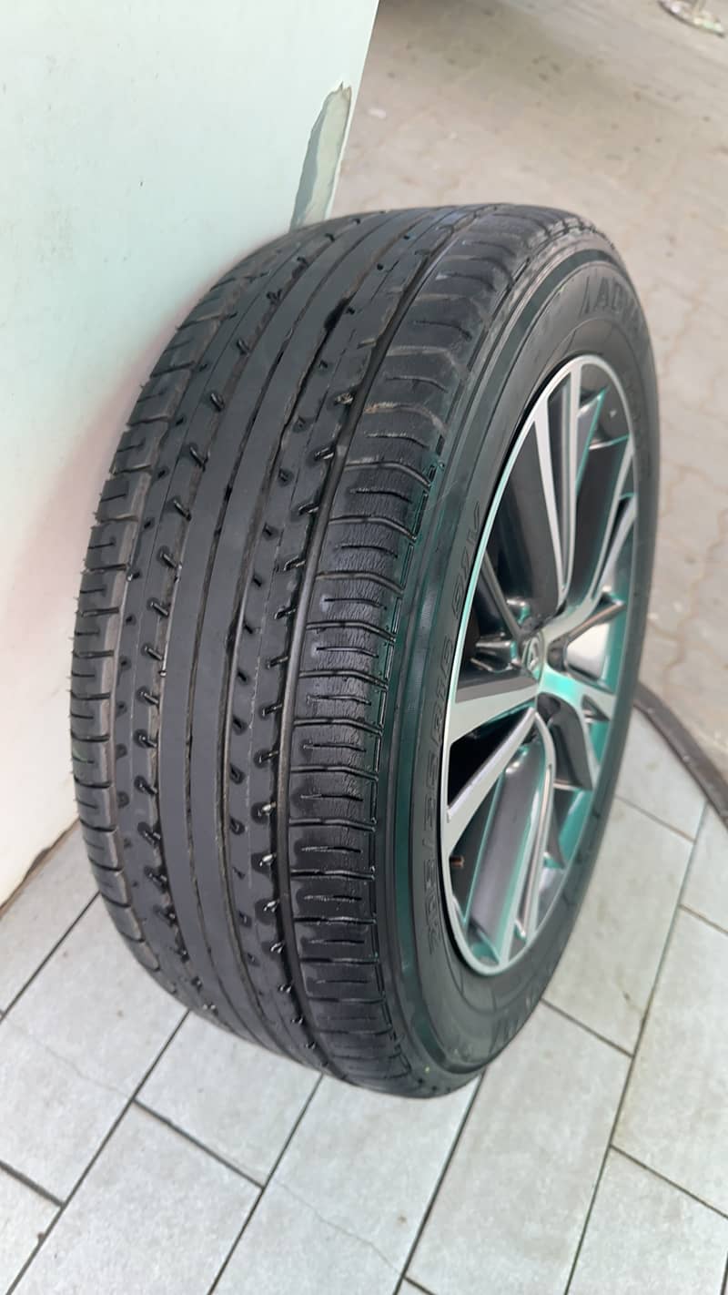 Original toyota grande rims and yokohama tyres up for sale 2