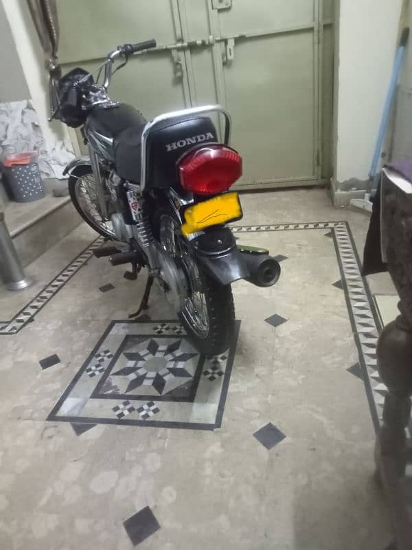 Honda 125 mint condition fr sale 3