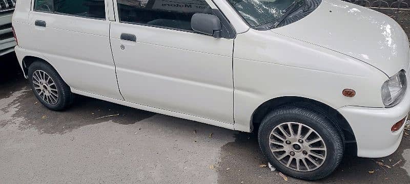 Daihatsu Cuore 2005 2