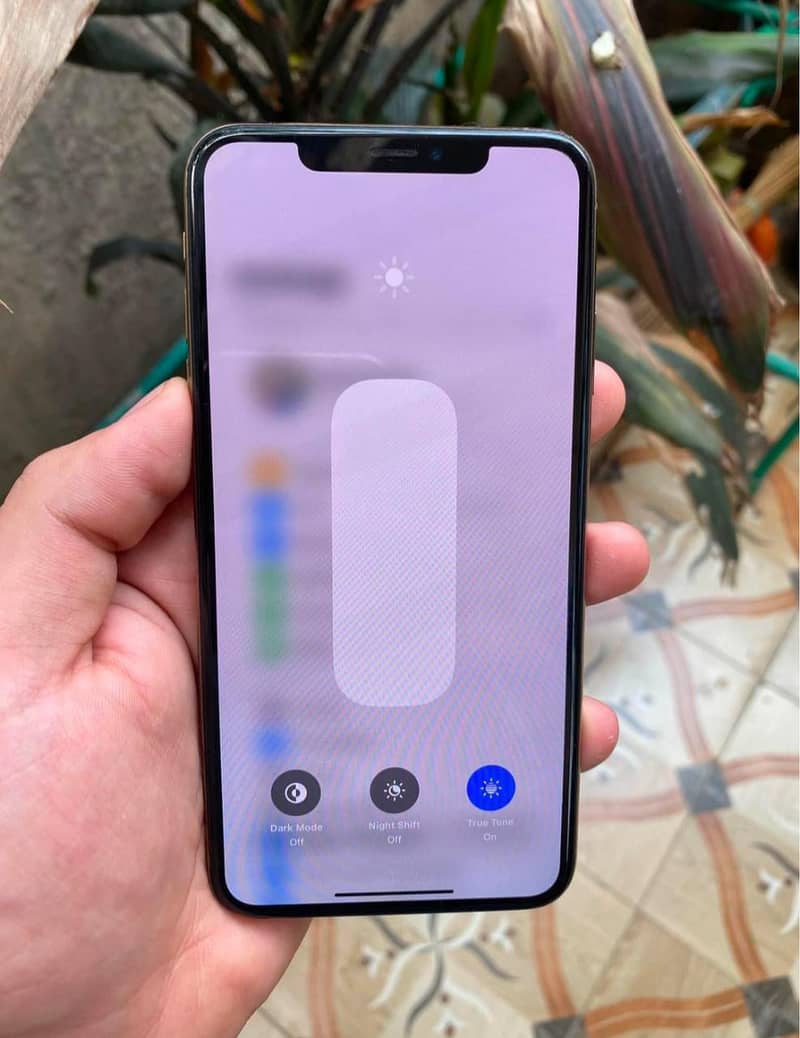 iphone xs max PTA approved 10/10 condition 3