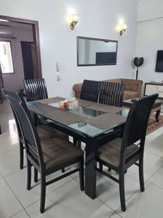 6 seater dinning table