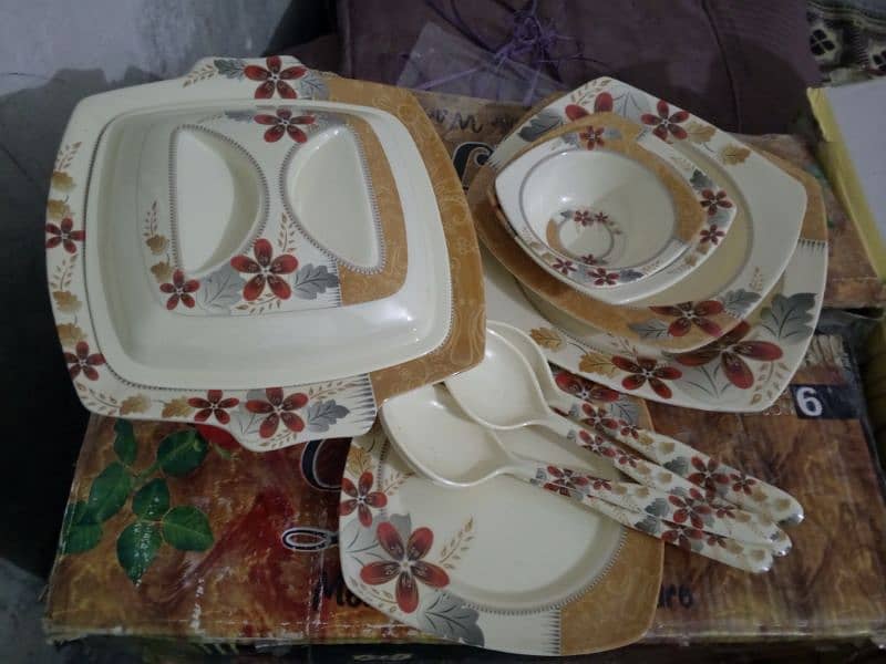 80 pcs dinner set melamine new box pack 1