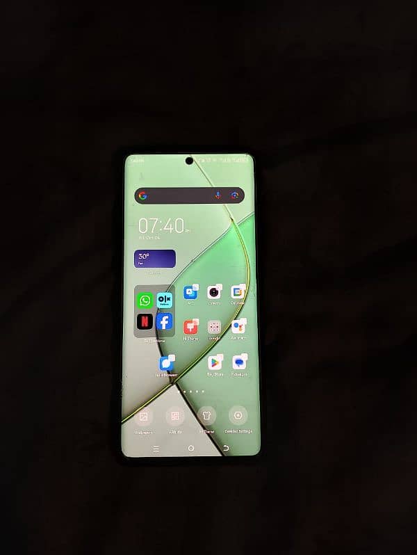 Tecno Spark 20 Pro Plus For Sale 4