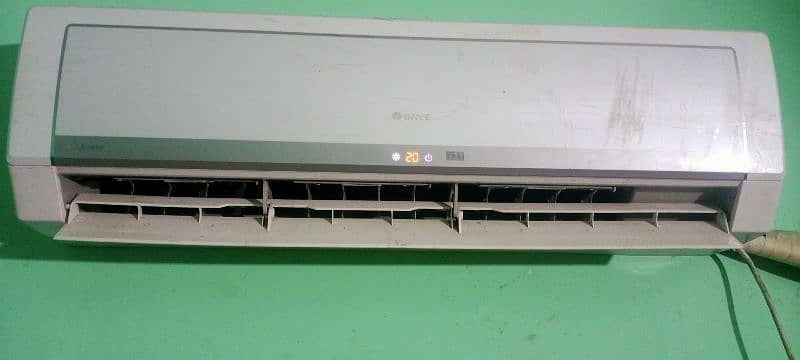 Gree AC 2 Ton DC Inverter Used Rs 90000 1