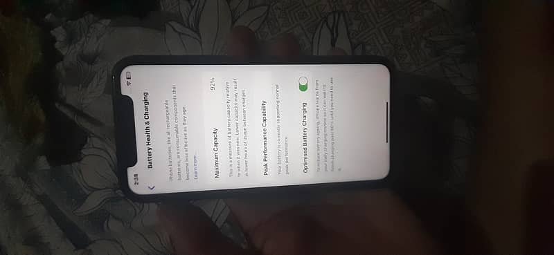 iPhone XR  64 gb non pta factoryunlock  9/10 condition 2