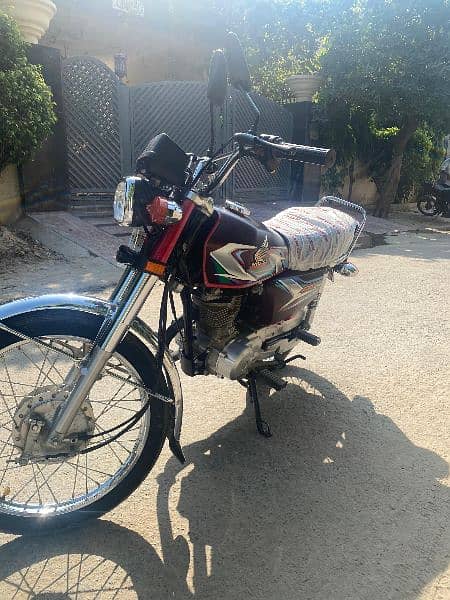 Honda CG 125 like brand new 1