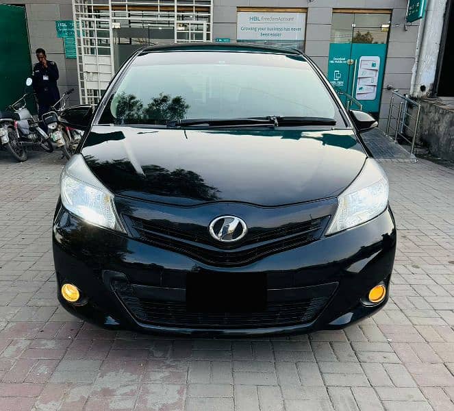 Toyota Vitz 2013 MODEL 2016 IMPORT 1