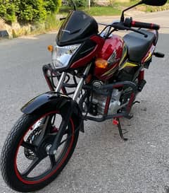 Honda CB 125F