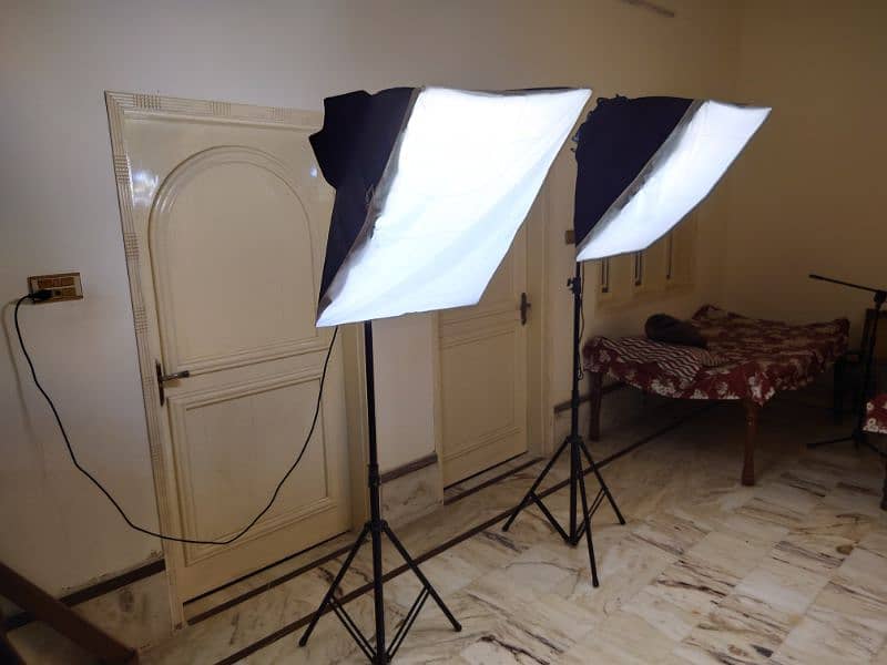 Softbox Lights Full Size (9 Bulbs Holder), Studio Lights, Green Screen 2