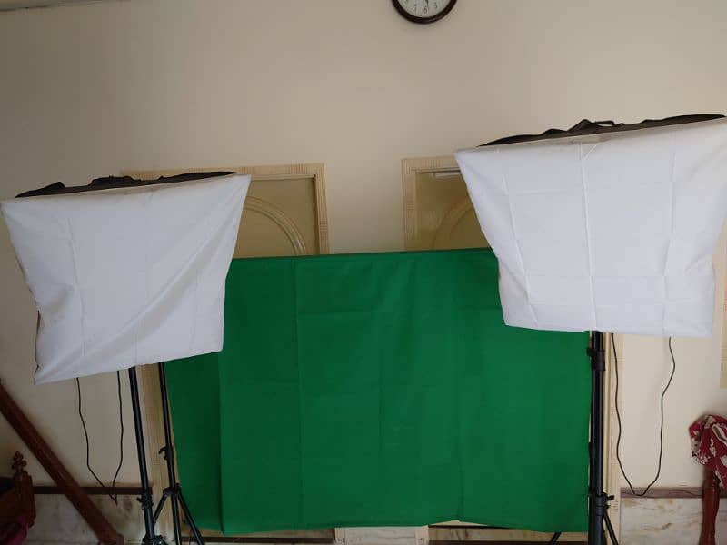 Softbox Lights Full Size (9 Bulbs Holder), Studio Lights, Green Screen 3