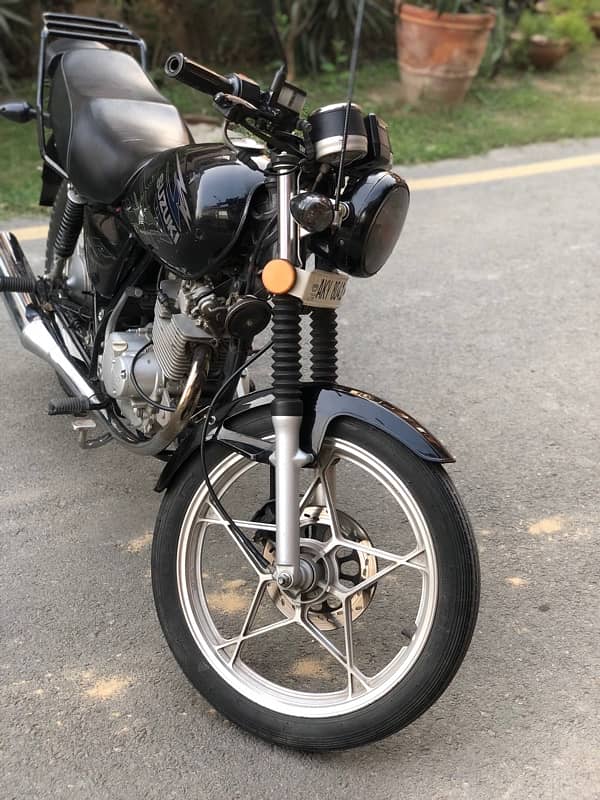 SUZUKI GS 150 SE 2