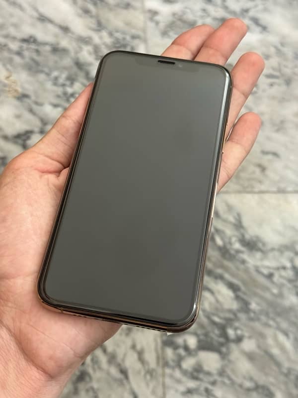 iphone 11 pro Not Pta factory unlock 64 gb gold waterpack airtight 1