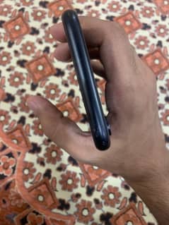 iphone xr for sale contact on whatsapp 03332161756