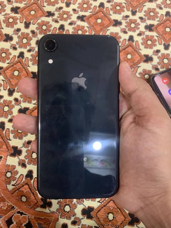 iphone xr for sale contact on whatsapp 03332161756 6