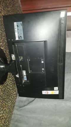 SAMSUMG LED COMPUTER , FOR SALE