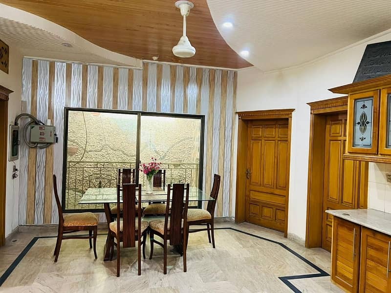 1 kanal beautiful single story house for rent 3