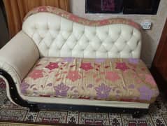 Dewan Sofa