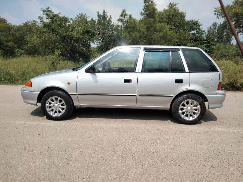 Suzuki Cultus VXL 2004 8