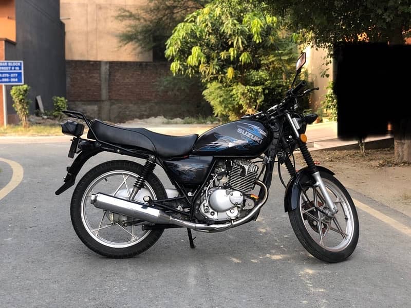 SUZUKI GS 150 SE 1