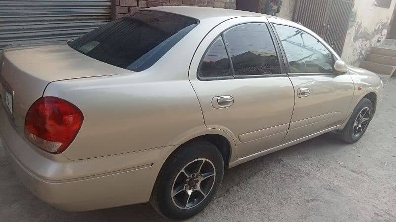 Nissan Sunny 2006 3