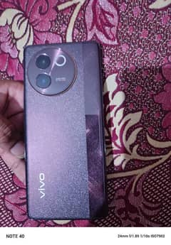 Vivo V30e