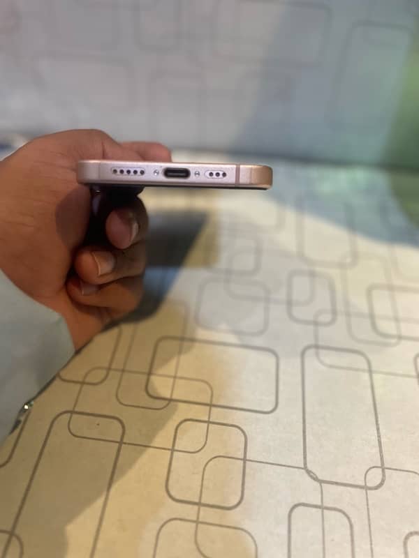 iPhone 15 baby pink colour condition 10/10 jv non pta 5