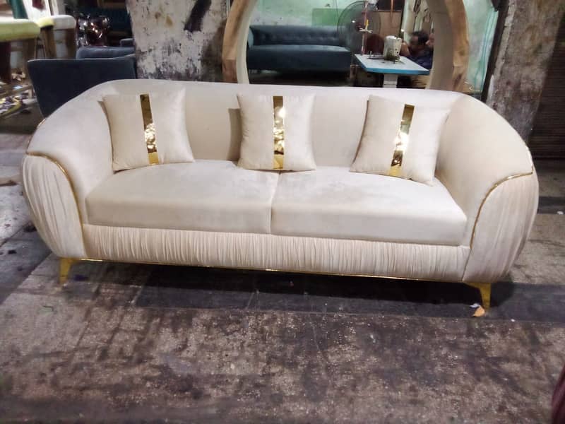 PREMUIM QULAITY SOFA 2