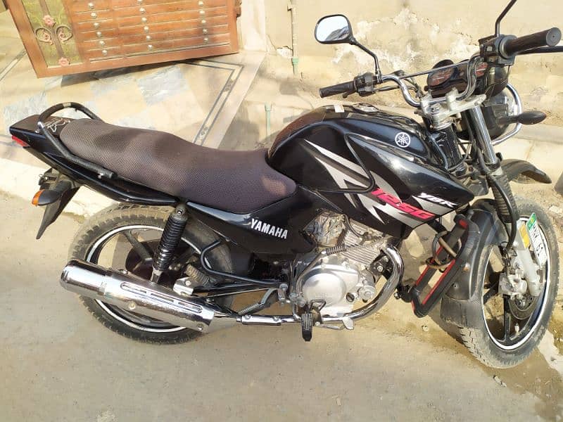 I am Selling my Yamaha YBRG 2016 Japanese Model 0