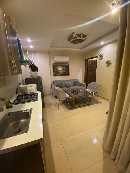 One bed luxury apartment for short stay like(3to4)hours in bahria town 8