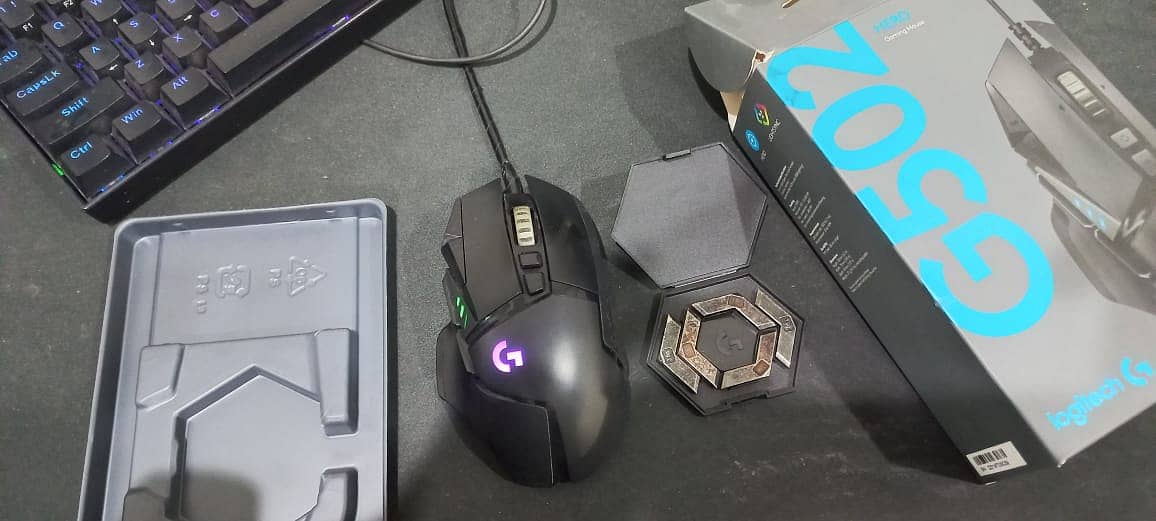 Logitech G502 Hero Gaming Mouse Wired 4