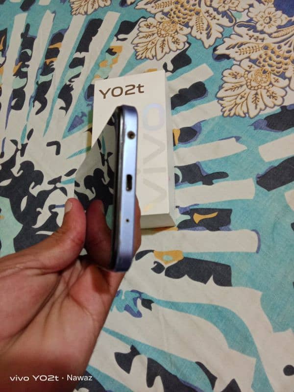 Vivo y02t 4+4/64 5