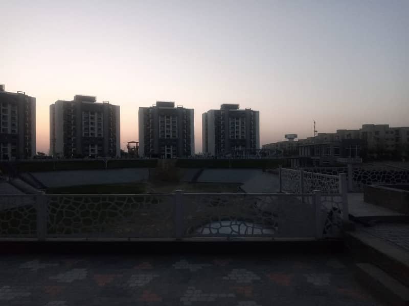 10 Marla 3 Bedroom Brand New Flat For Sale In Askari XI - D Lahore 10