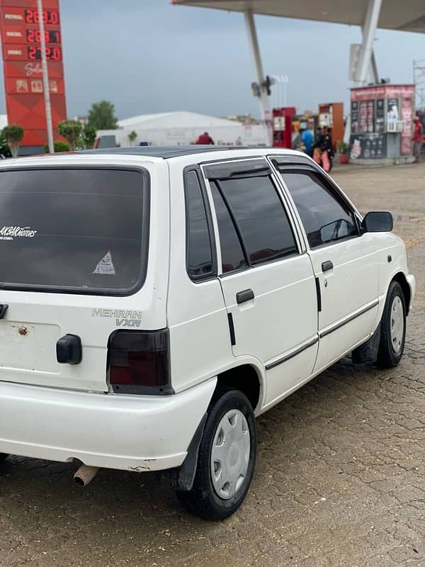 Suzuki Mehran VXR 2016 4