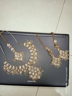 jewellery set