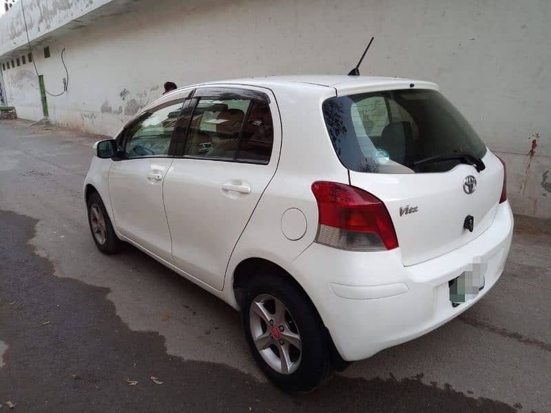 Toyota Vitz 2009 9