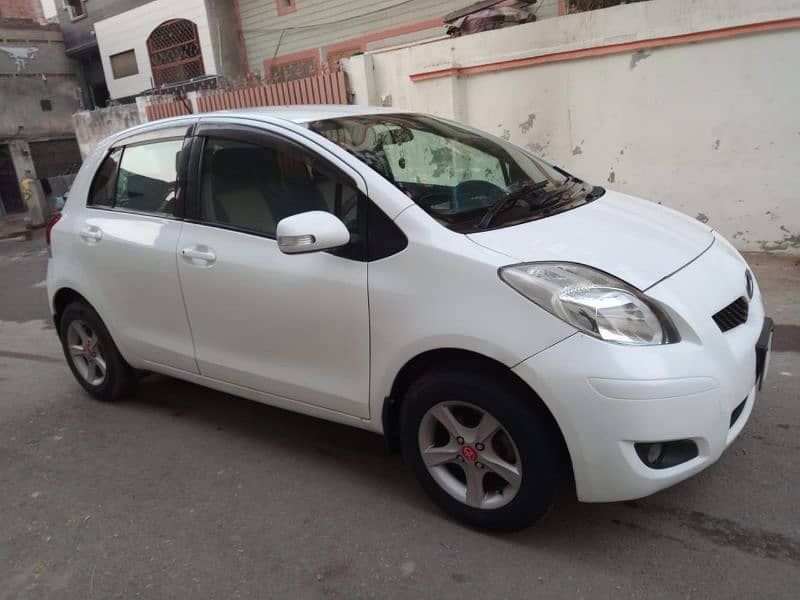 Toyota Vitz 2009 14