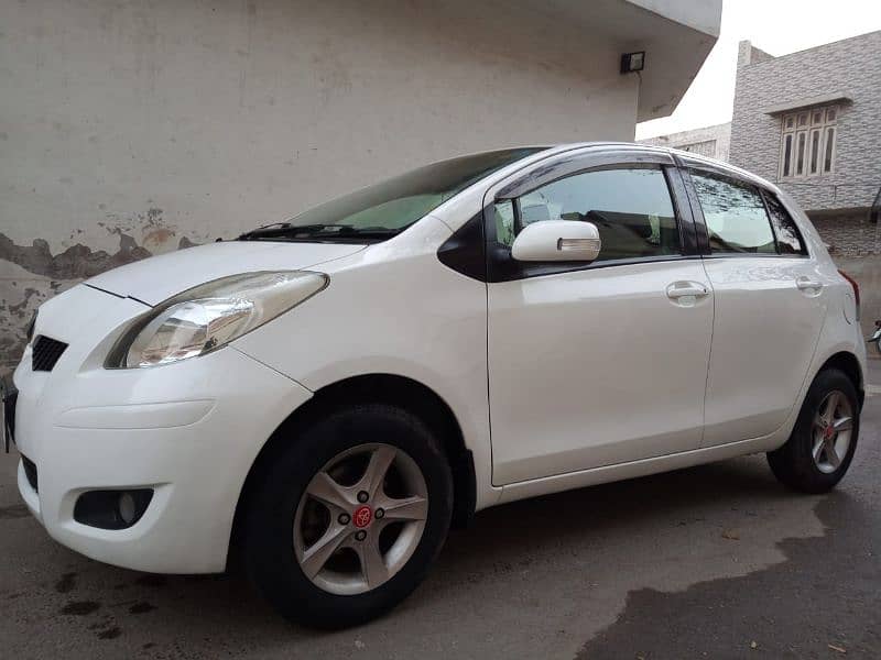 Toyota Vitz 2009 15