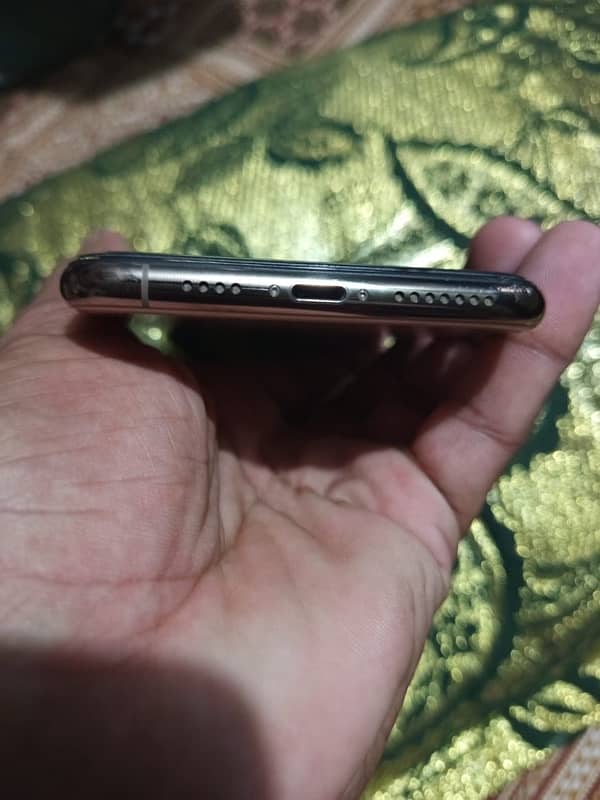 Iphone XS Max 512gb PTA approved 6