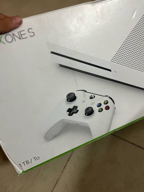 xbox one s 4