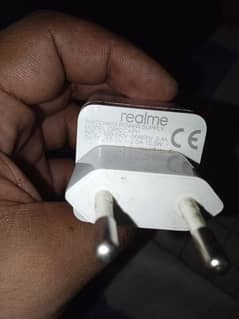 realme charger original 10 v okay