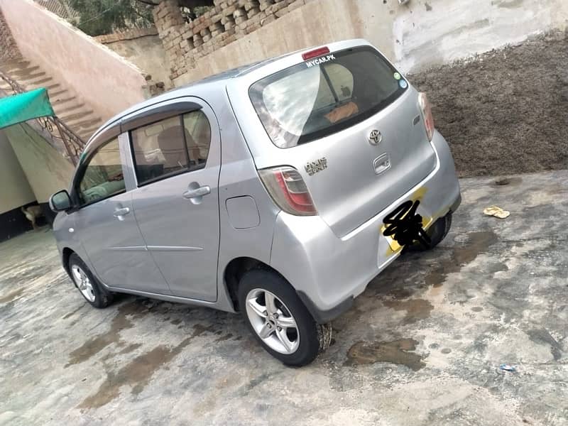 Daihatsu Mira 2015 4